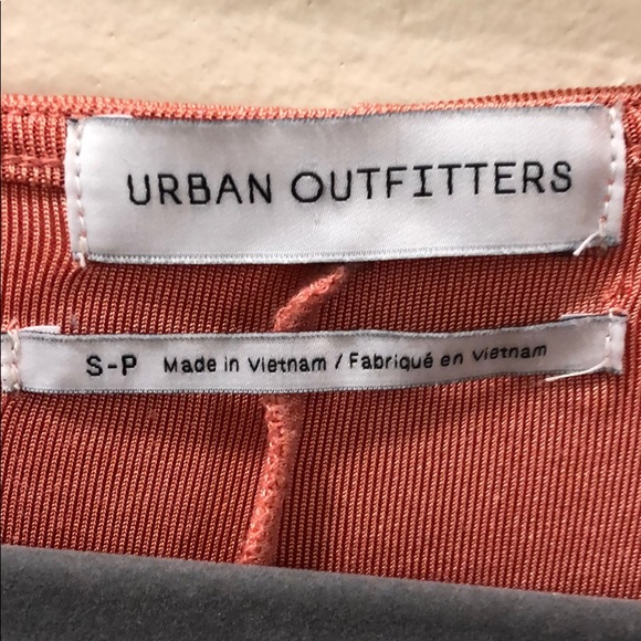 Crop tie front shirt - Picture 3 of 5